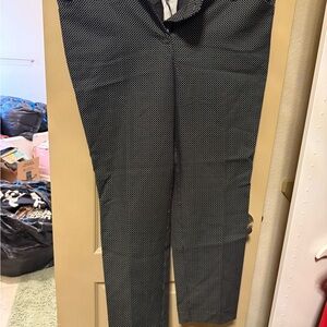 Liz Claiborne Women's Black and White Patterned Pants